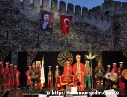 Mehteran 2 Ayr Yerde Konser Verecek